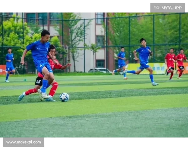 浙江U13队以3-0战胜重庆一中成功晋级 展现强大团队实力
